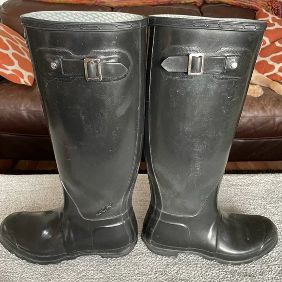 Hunter Classic Rain Boots - Picture 10 of 14